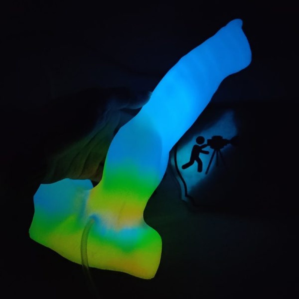 Huge Glowing Wolf Ejaculating Vibrator