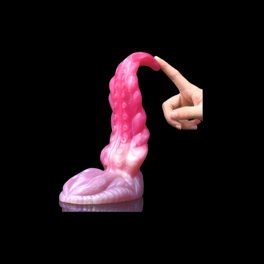 Nautilus Embrace Curved Dildo