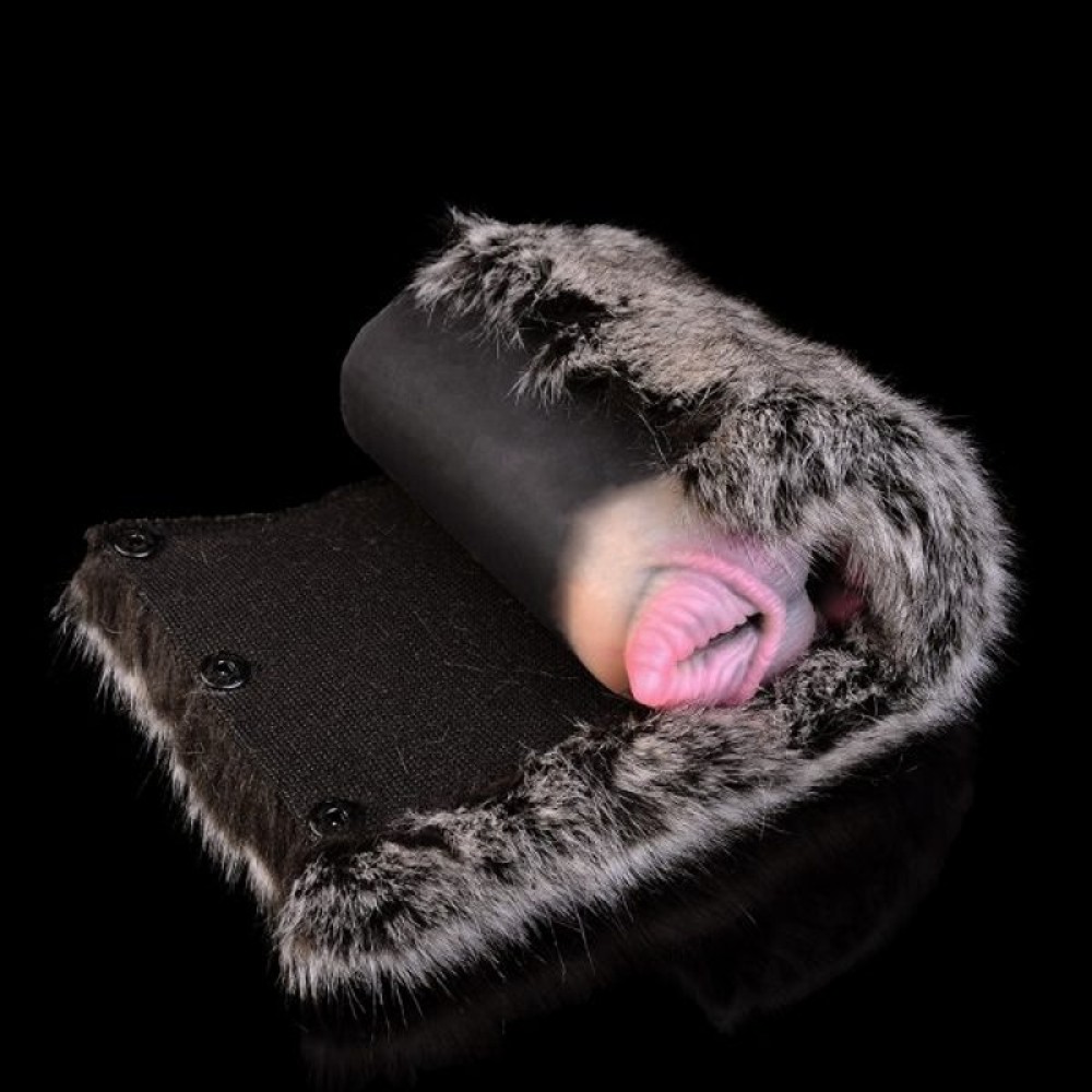 Shadow Pelt Husky Masturbator